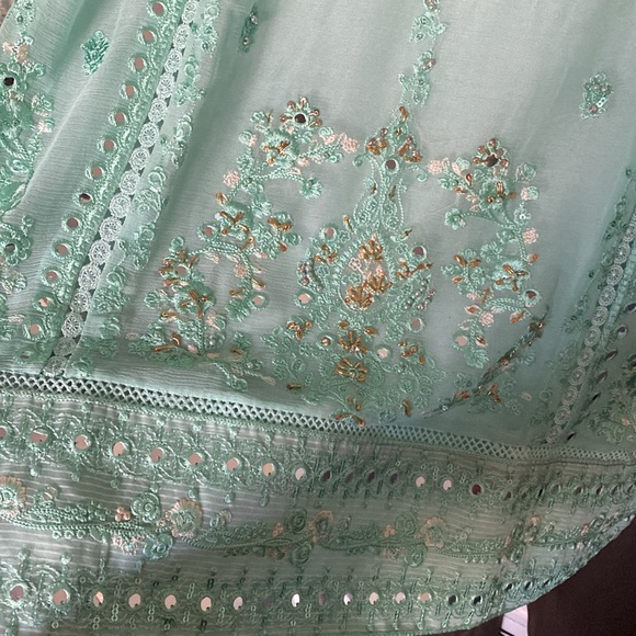 Guzel branded shalwar kameez - Picture 3 of 7